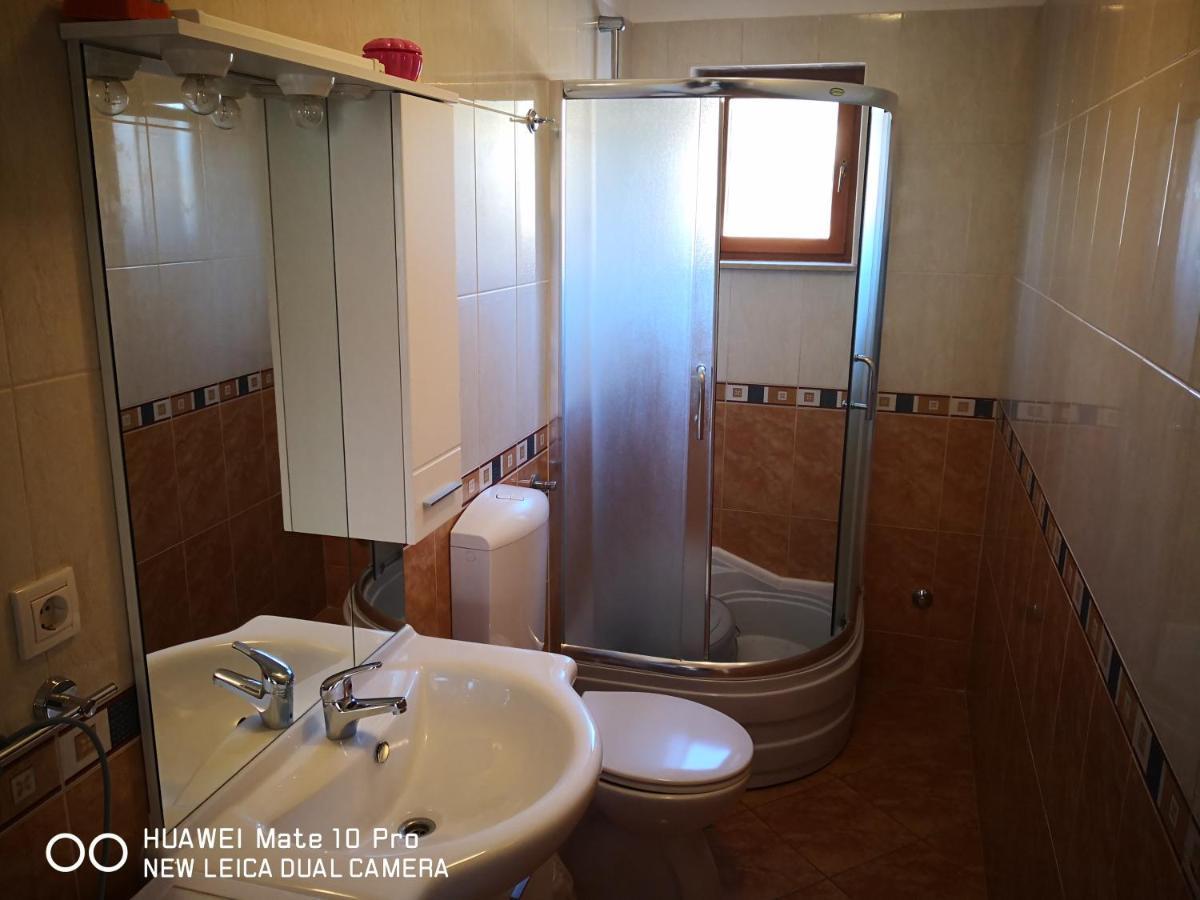 Apartments Blaz Seget Vranjica Exterior foto